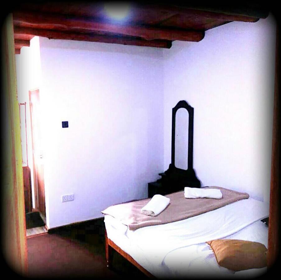 Dream Hill Homestay นูวาราเอลิยา ภายนอก รูปภาพ