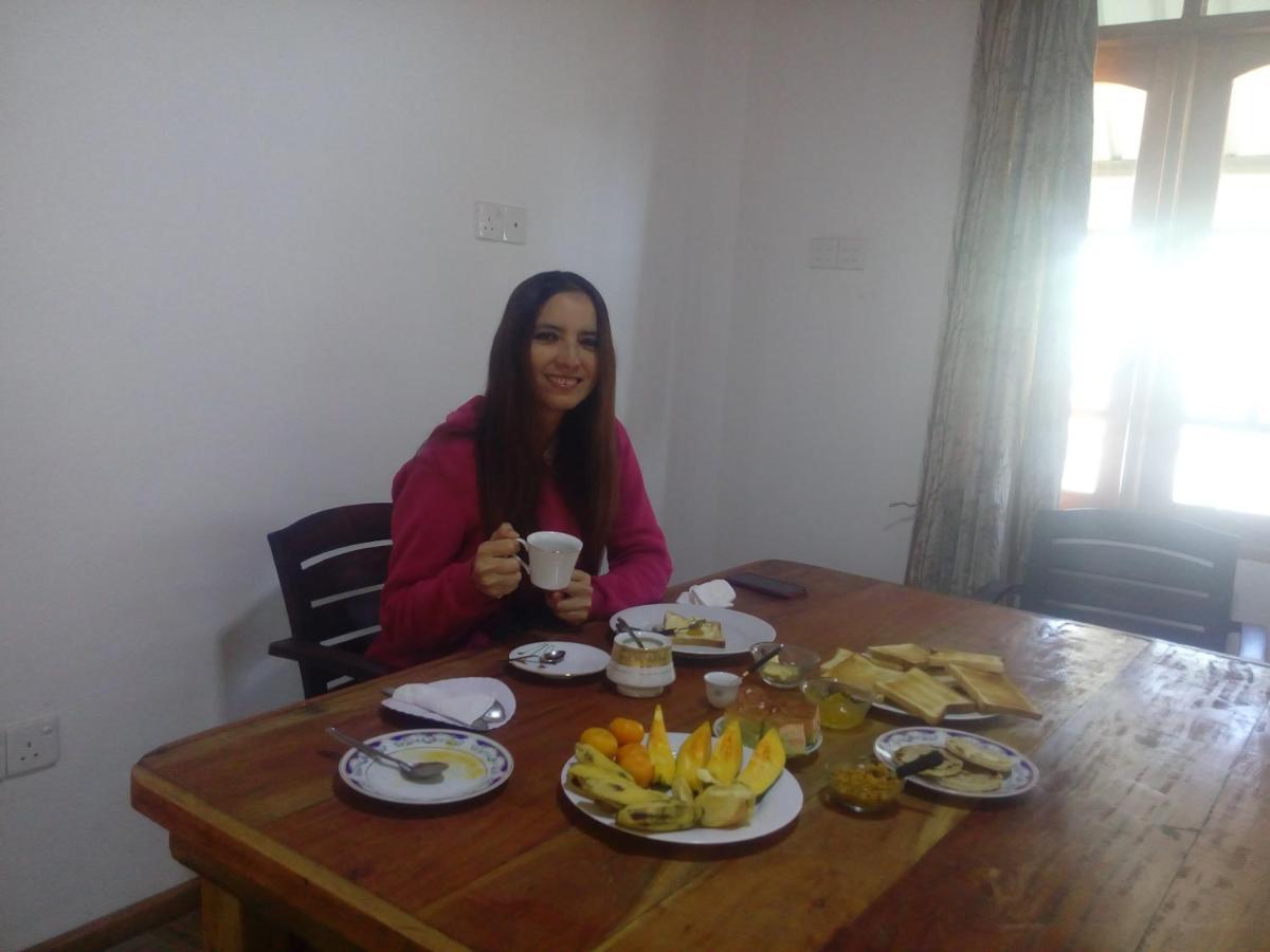 Dream Hill Homestay นูวาราเอลิยา ภายนอก รูปภาพ