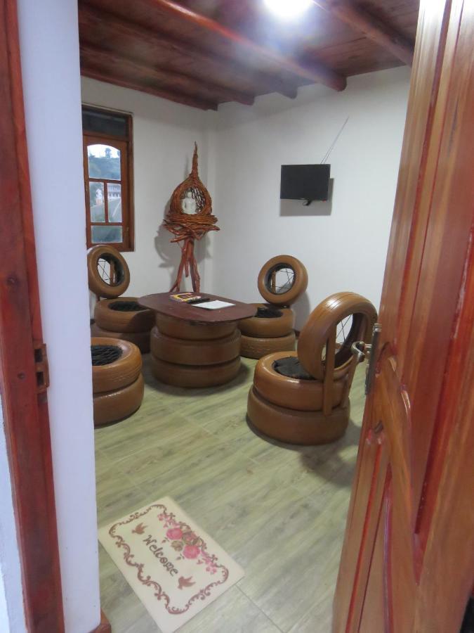 Dream Hill Homestay นูวาราเอลิยา ภายนอก รูปภาพ
